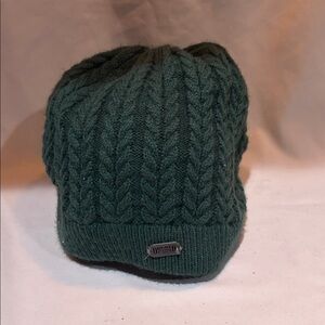 Duluth Trading Co Forest Green Cable Knit Beanie